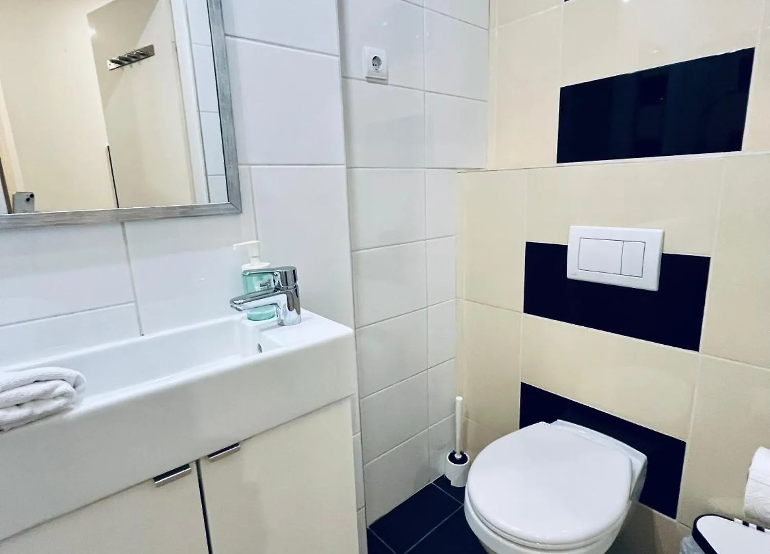 Tatra 4 Studios Budapest Apartment