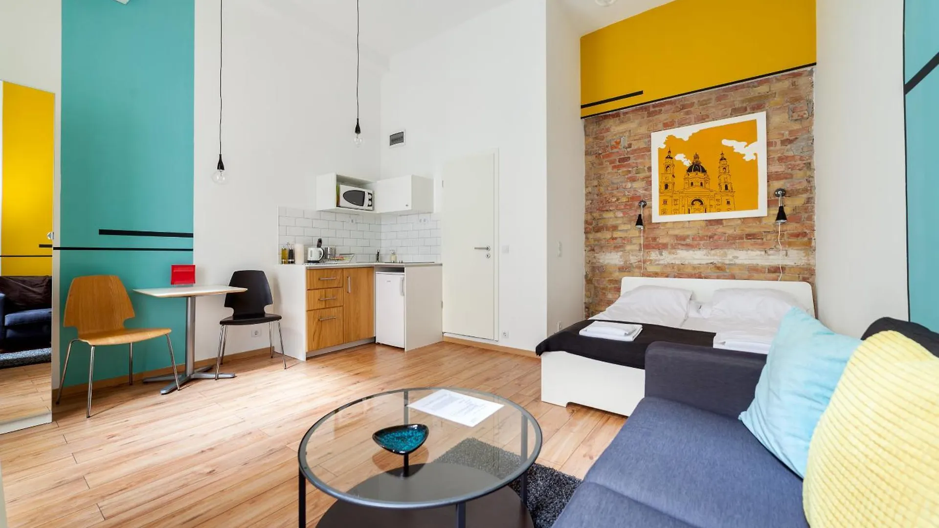 Tatra 4 Studios Budapest Apartment
