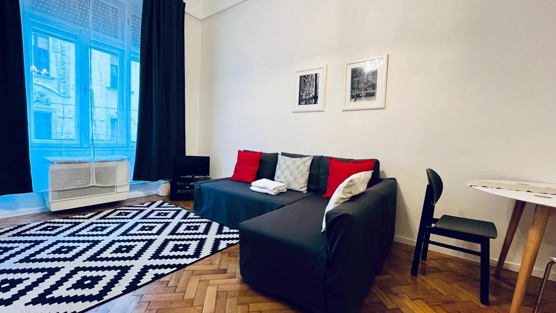 Tatra 4 Studios Budapest Magyarország